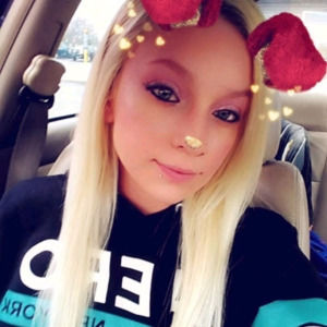 Meet your Posher, Brittney